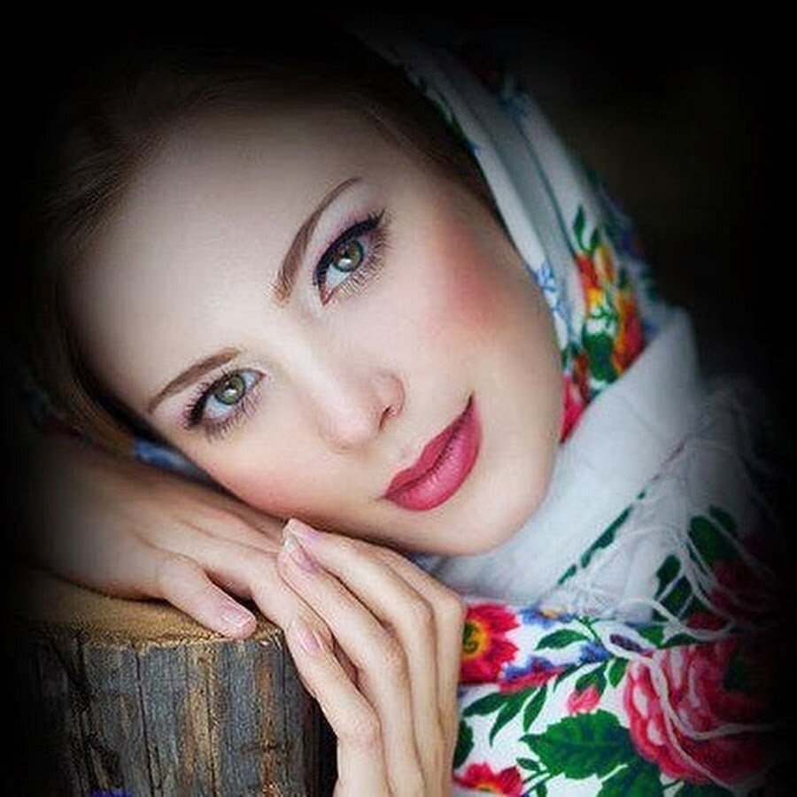 фото из интернета.Русская красавица.