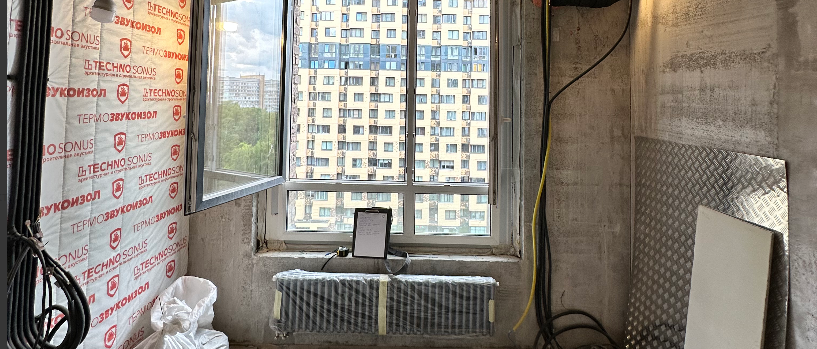 Бой стеклопакетов в новостройках это обычное дело. 