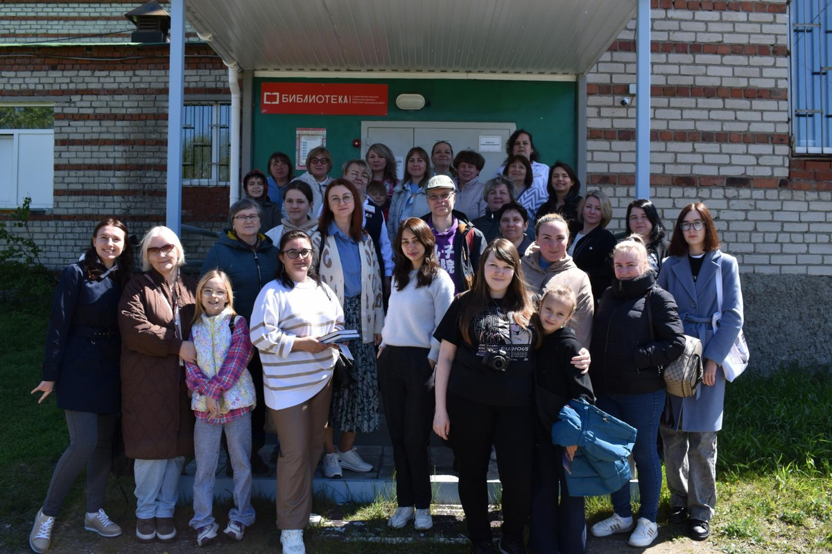 Участники семинара «Лучшие библиотечные практики» в Студенческой сельской библиотеке