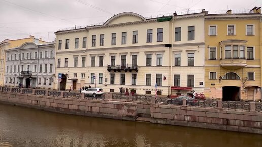 Семь мостов, четыре консульства, Пушкин и Спас на Крови в заключительной прогулке по Петербургу