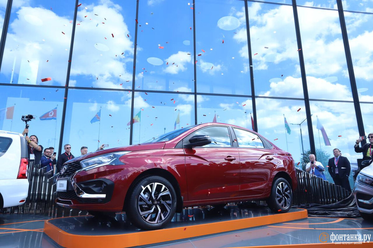 Как выглядит новая машина искра АВТОВАЗ презентовал новую модель Lada Iskra на Петербургском международном эконо