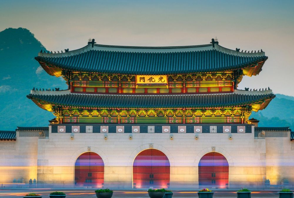 Источник фотографии: https://architectureguru.ru/kyonbokkun-dvorec-v-yuzhnoj-koree/