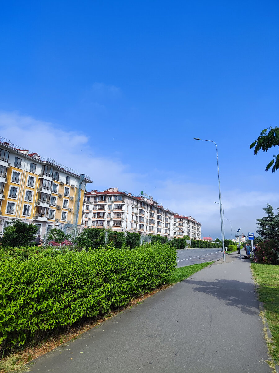 Остановка напротив отеля Гамма Сириус 