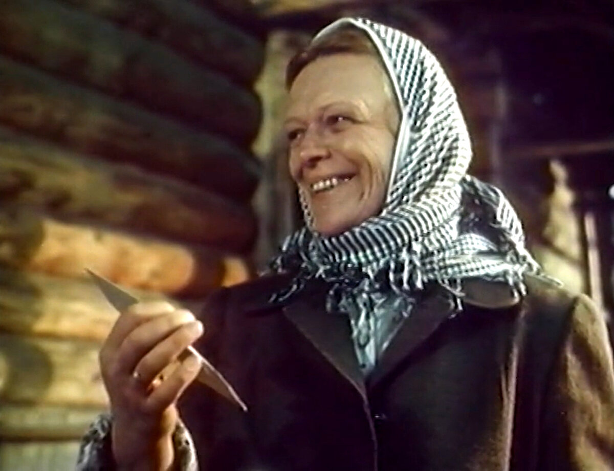 Кадр из кинофильма "Солдат Иван Бровкин", 1955 г., режиссер Иван Лукинский, сценарист Георгий Мдивани, композитор Анатолий Лепин (скриншот)