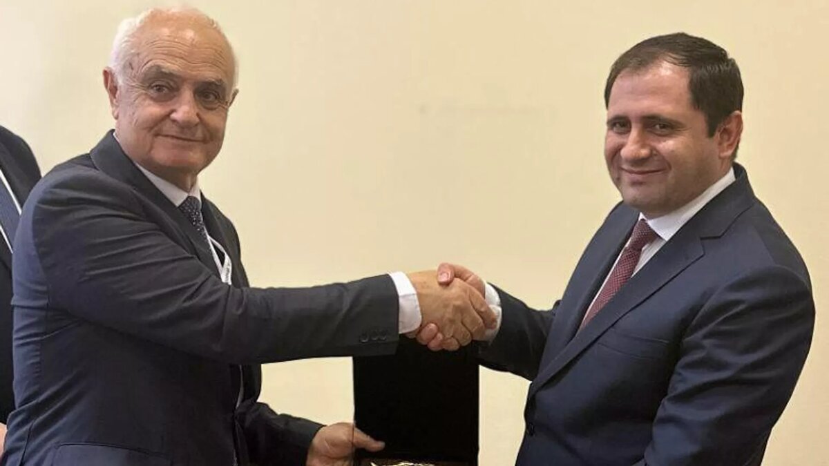 © Photo : press office of MoD of RA