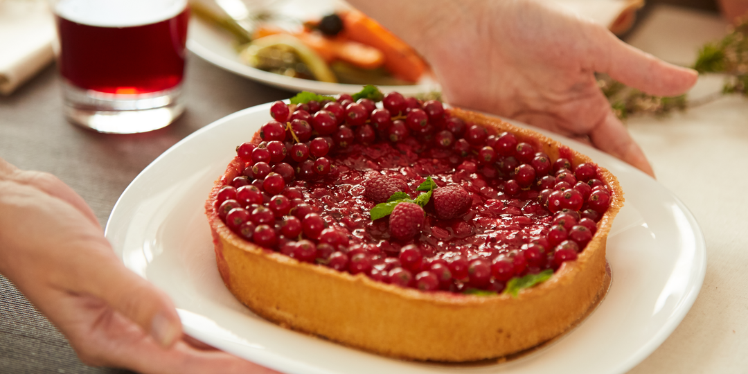 Остались ягоды в морозилке? Держите пачку новых рецептов!