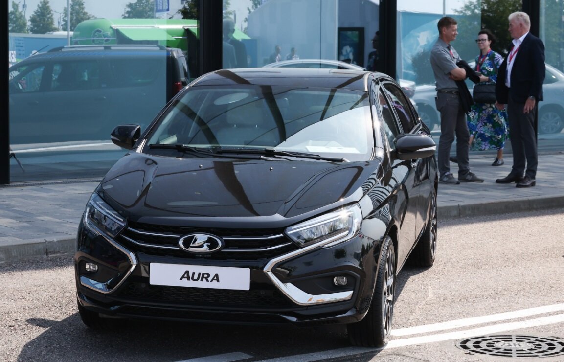 АвтоВАЗ планирует выпустить 3 тысячи Lada Aura в 2024 году | iXBT.com | Дзен