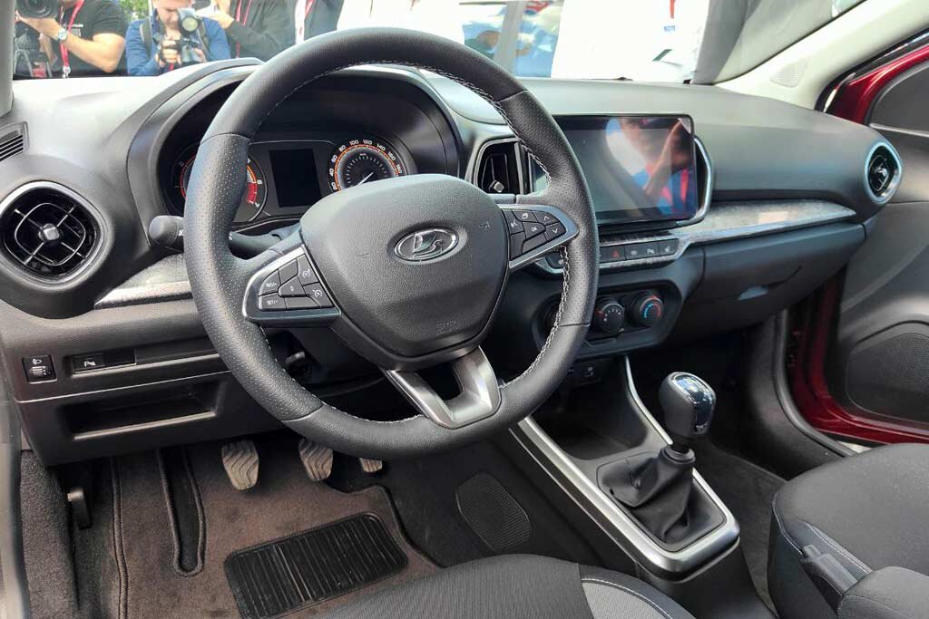 Современный салон