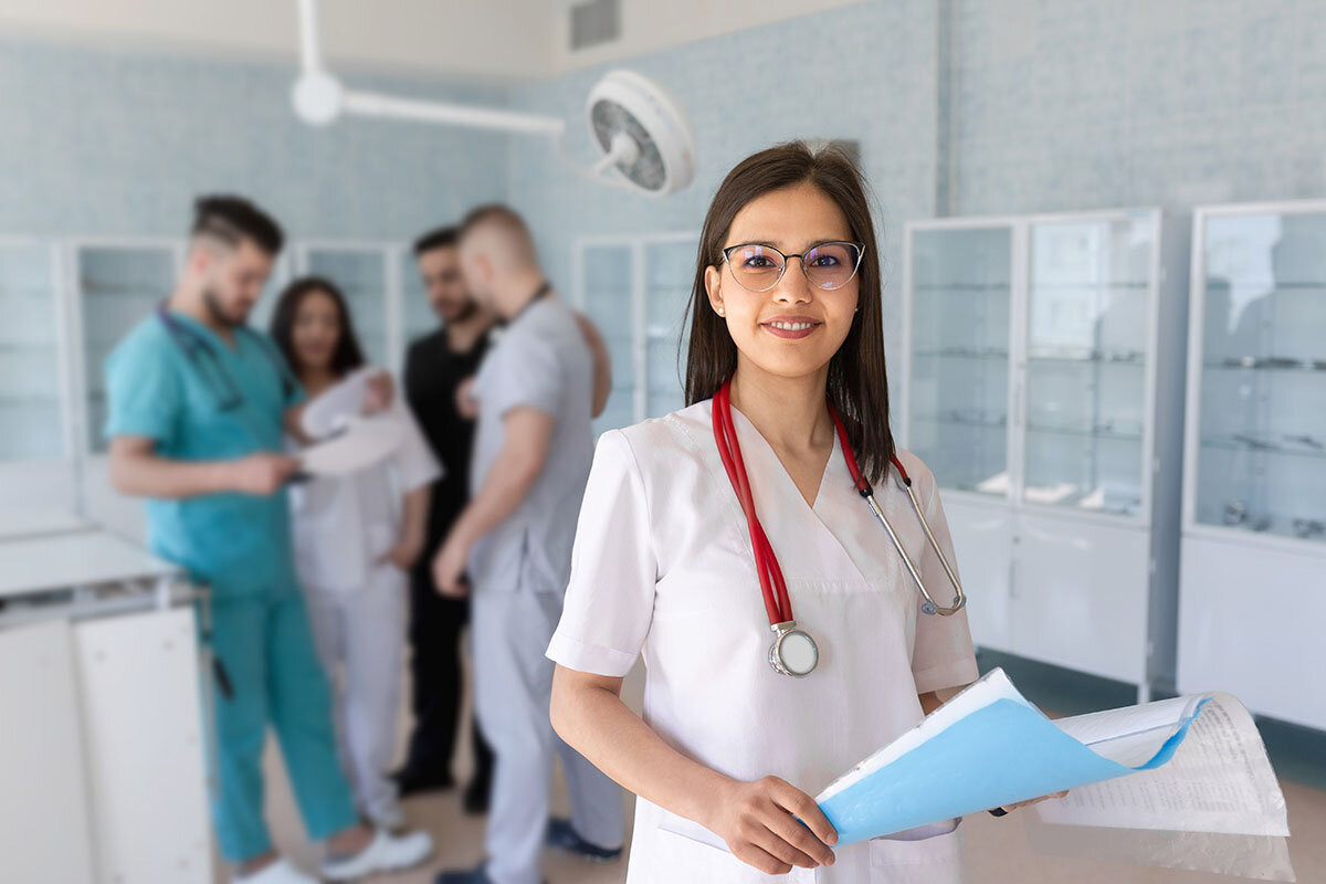    На врача можно выучиться по целевому направлению. Источник: Shutterstock