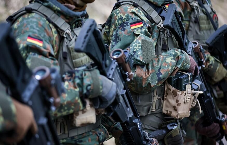    Россия будет готова к войне раньше, чем Германия: Картаполов