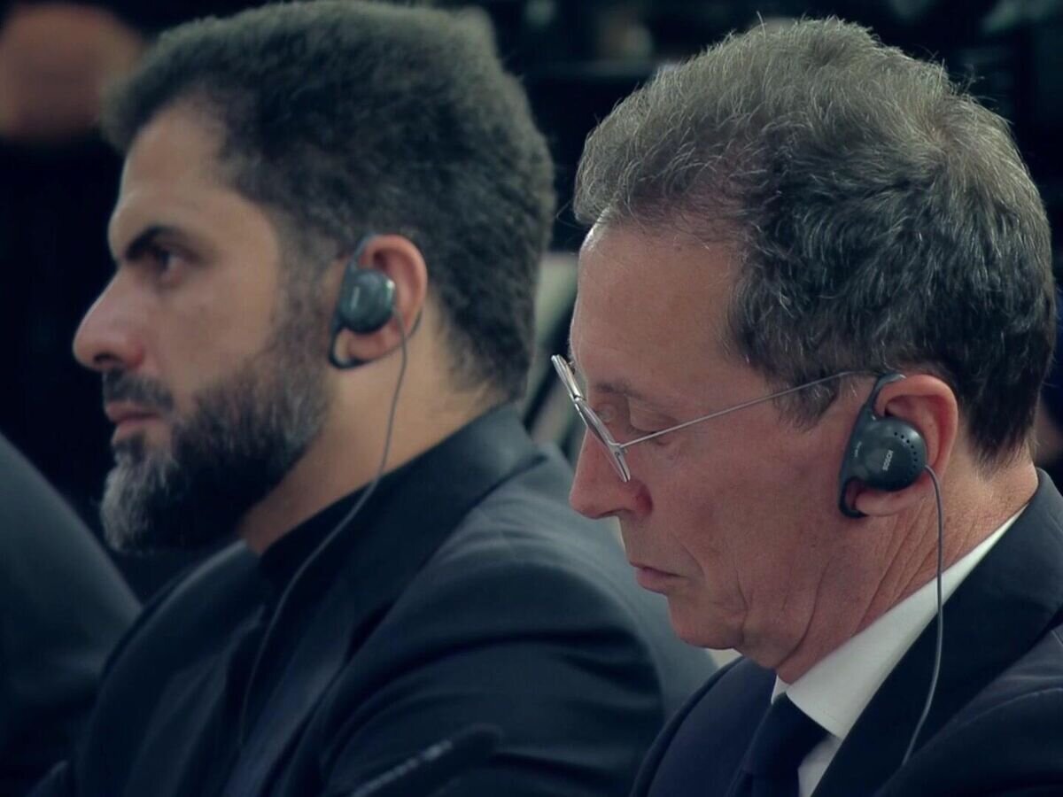    Путин: почему у нас нет права поставлять наше оружие© РИА Новости