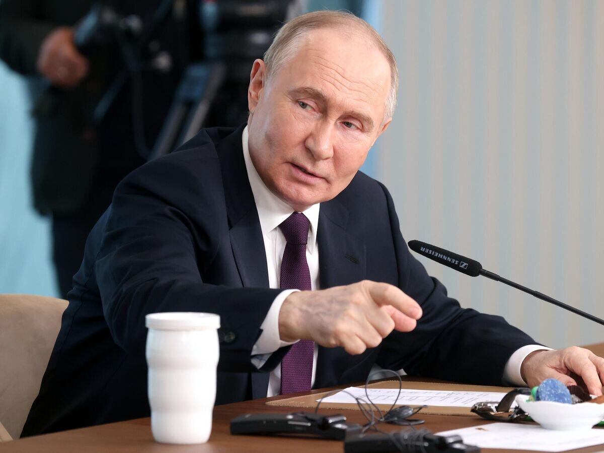    Рабочая поездка президента Владимира Путина в Санкт-Петербург© POOL