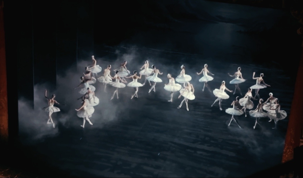 Лебединое озеро в Михайловском