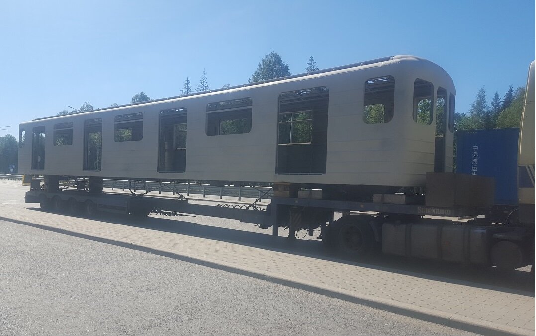 Перевозка вагонов метрополитена