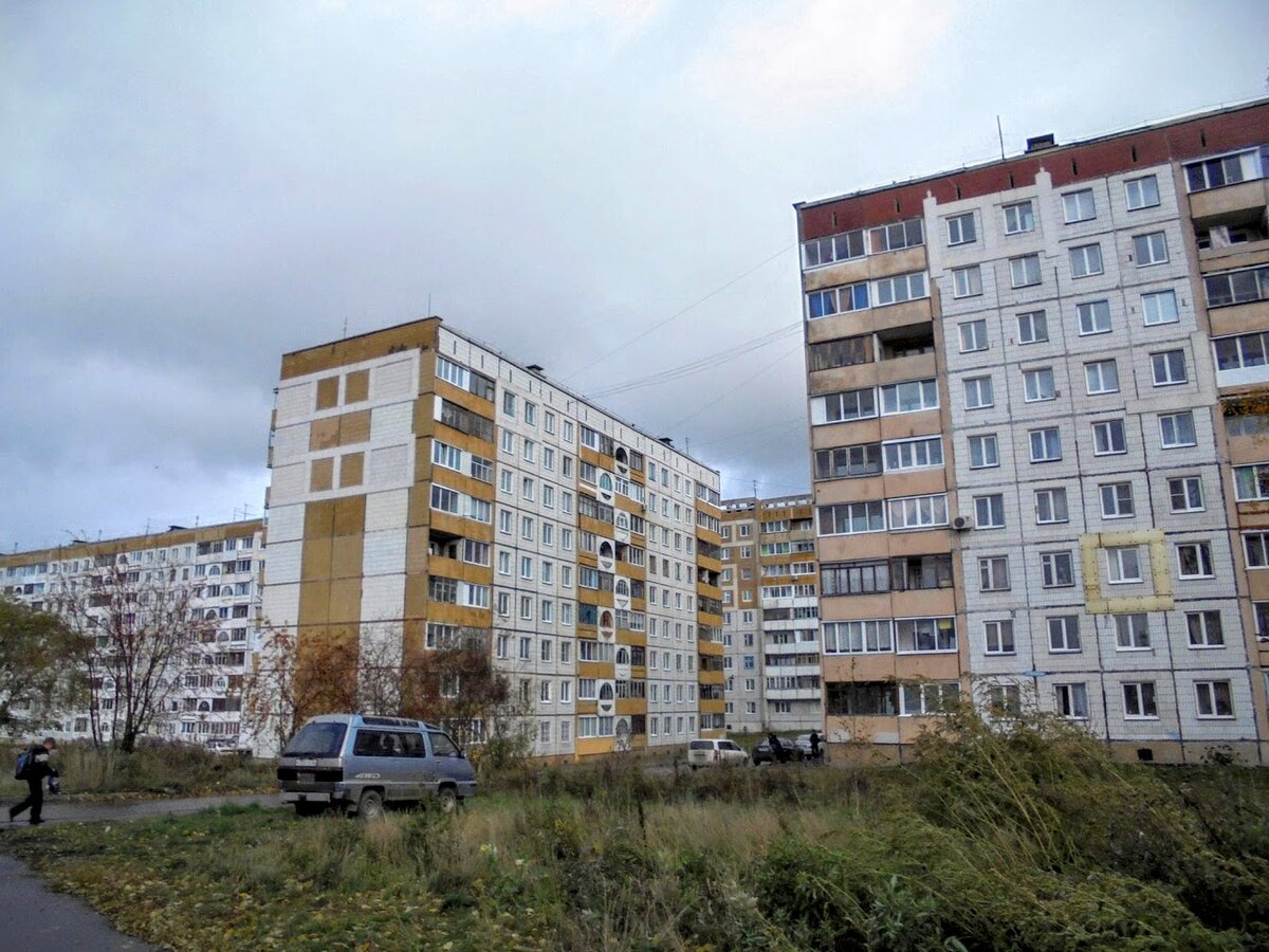 Старый Южный. Радищева. Базовая. Средневековый бастион - три дома по улице  Веры Волошиной, 4, 6 и 8 - Кемерово | Екатерина про Кемерово | Дзен