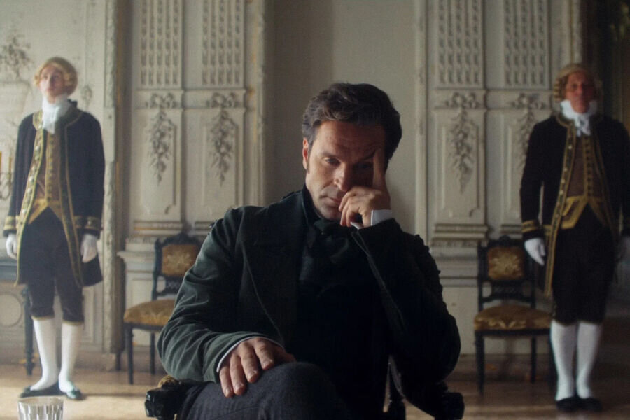 Кадр из фильма "Онегин" 2024