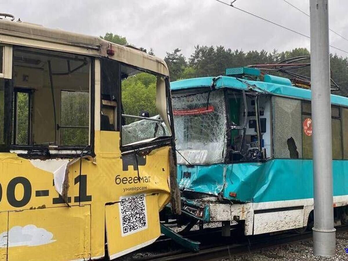    Место столкновения трамваев в Кемерово© Полиция Кемерово