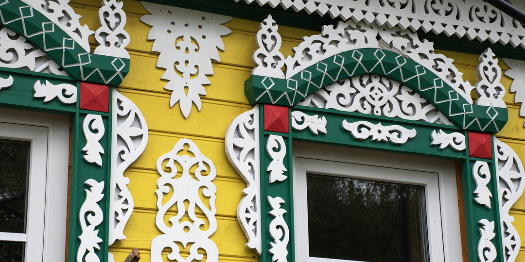 Наличники в традиционном русском домостроении. Особенности и символы