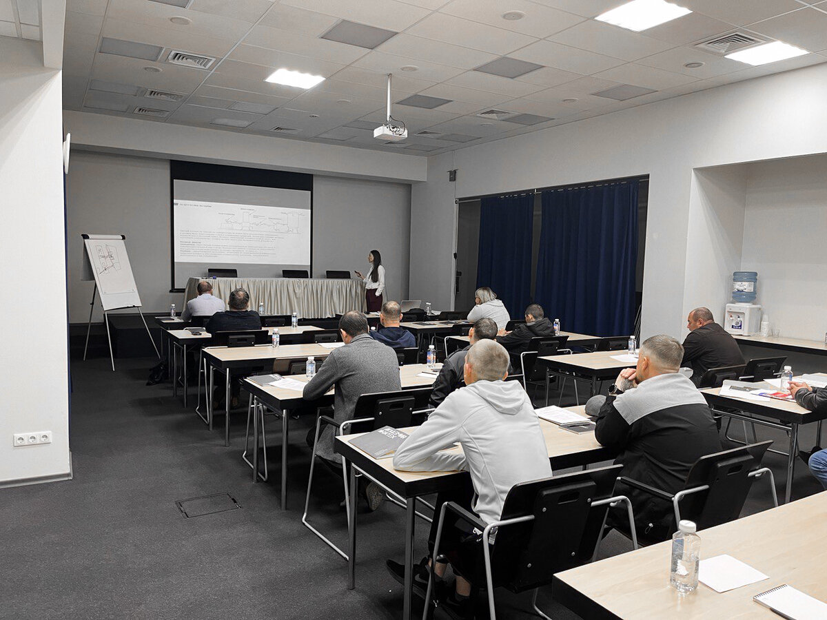 В Красноярске прошла уникальная программа обучения дорожников - Школа операторов АБЗ 2024