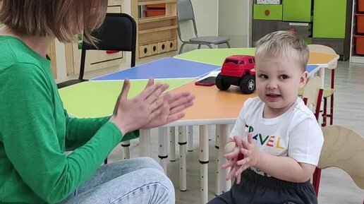 Пальчиковые игры для развития у ребенка речи и мелкой моторики