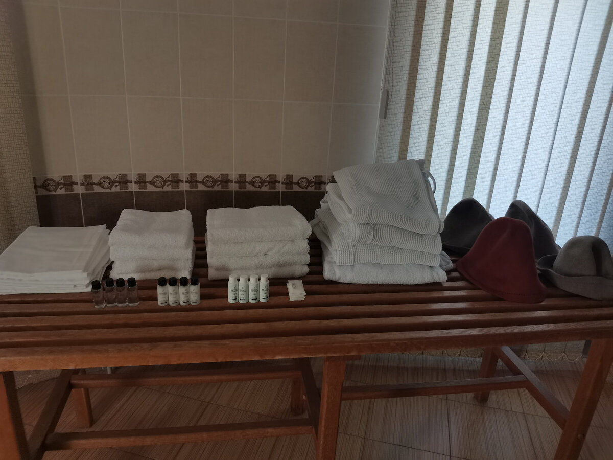 В некоторых пансионатах бывают сауны за дополнительную оплату.
