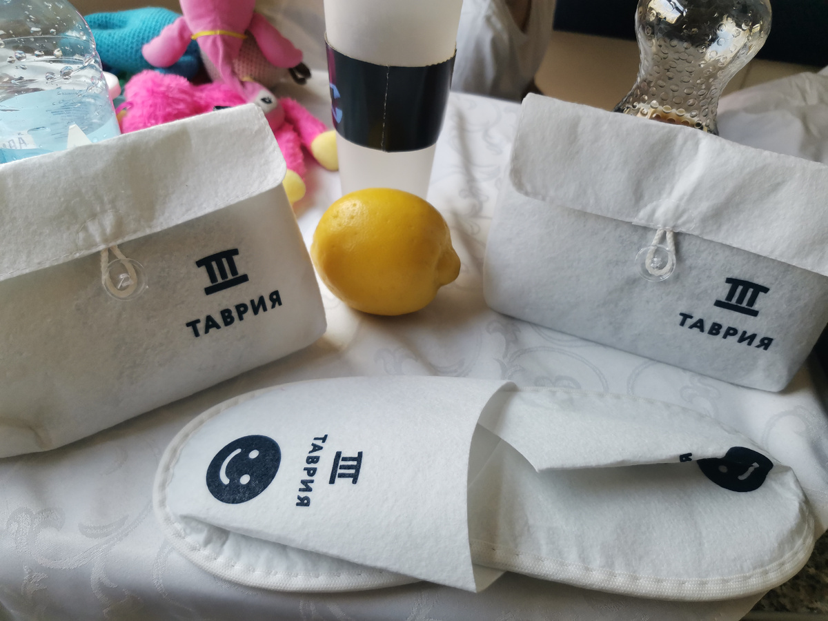 Вот такие дорожные наборы дают в поезде. 