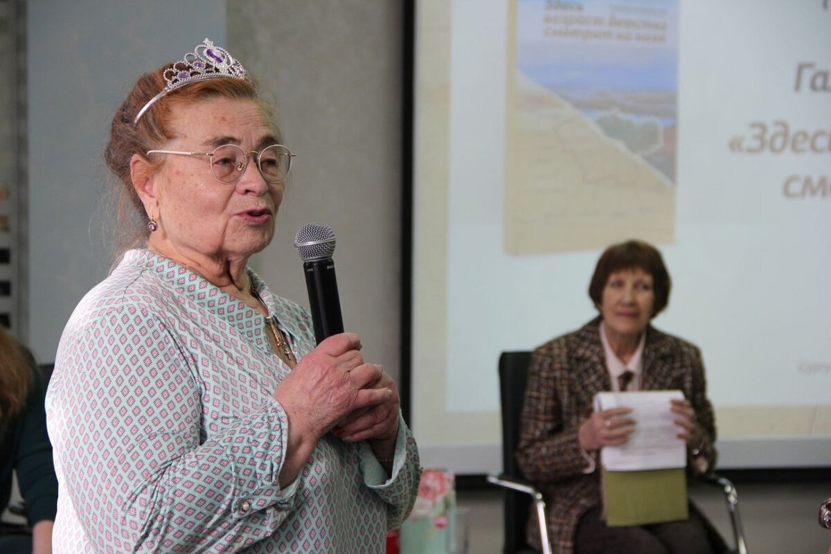    Биография перекликается с историей