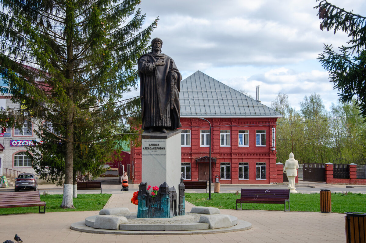Памятник основателю города Даниилу