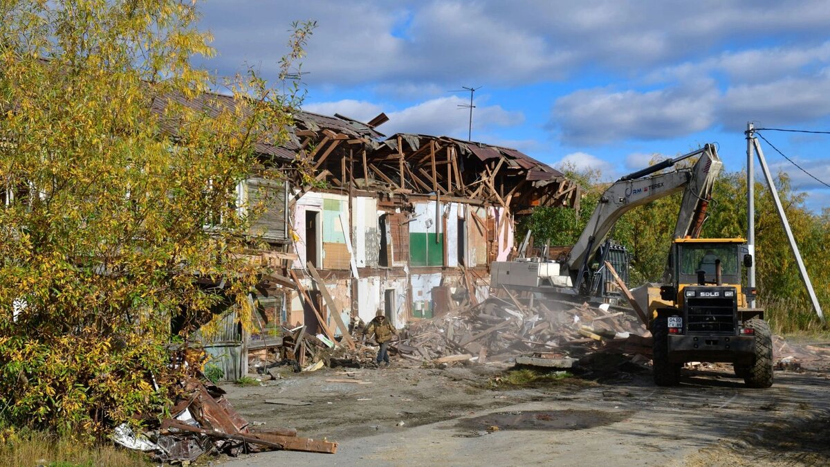 В Яр-Сале начали сносить «кошкин дом» | Время Новостей | Дзен