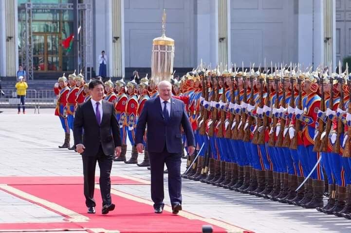 В Монголию приехал Лукашенко.