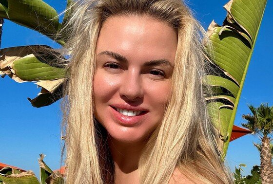    Анна Семенович