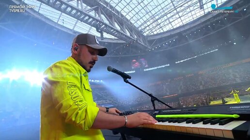 Télécharger la video: Filatov & Karas - Концерт на Gazprom Arena [Live @ Петровские Ассамблеи]