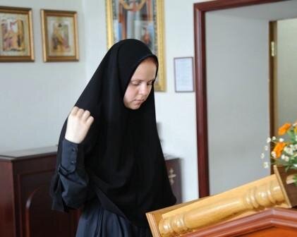 Послушница. Фото из открытого доступа.