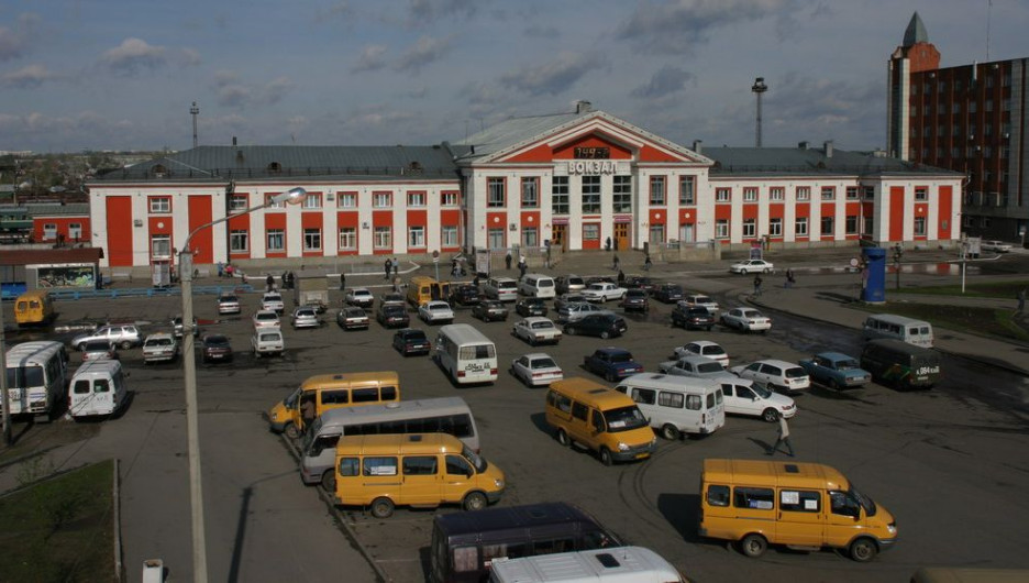 Vokzal g. Barnaul, railway station, Barnaul, Pobedy Square, 10 - Yandex Maps