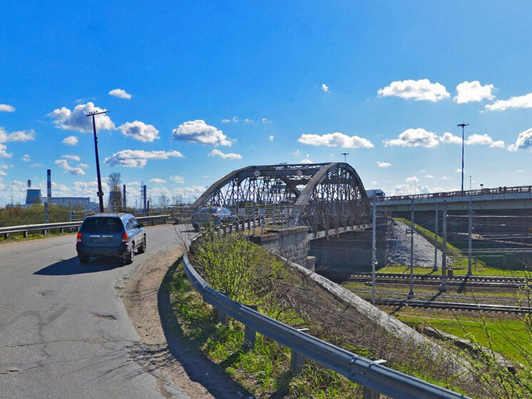     Обуховскому путепроводу 116 лет. Фото: yandex.ru/maps