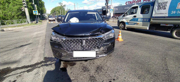    У Старого моста столкнулись LADA Granta и FAW