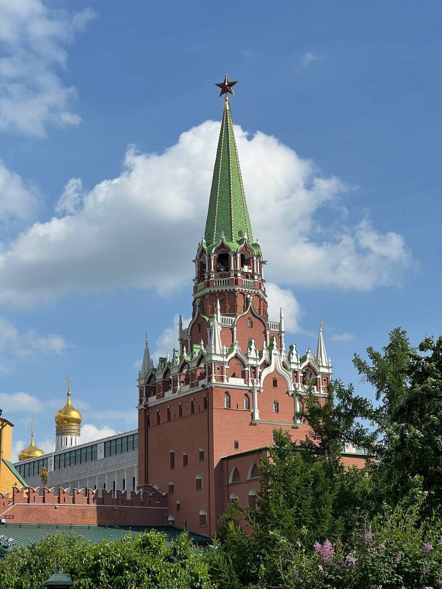 Троицкая башня Московского Кремля