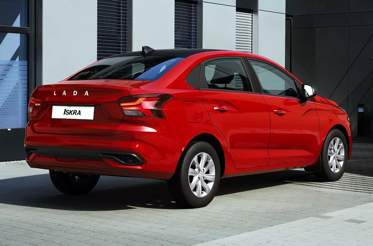   Lada Iskra в красном исполнении