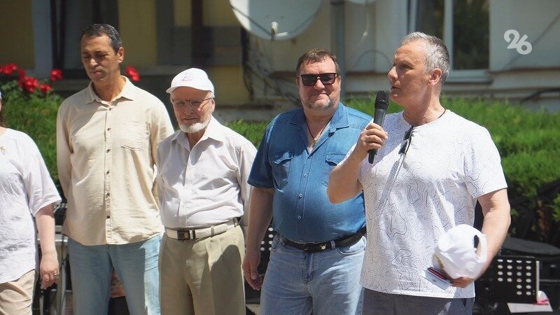    В Ставрополе около памятника Пушкину в честь дня рождения поэта прошли театрализованные мероприятия Фото: Александр Скрыпник / / ИА «Победа26»