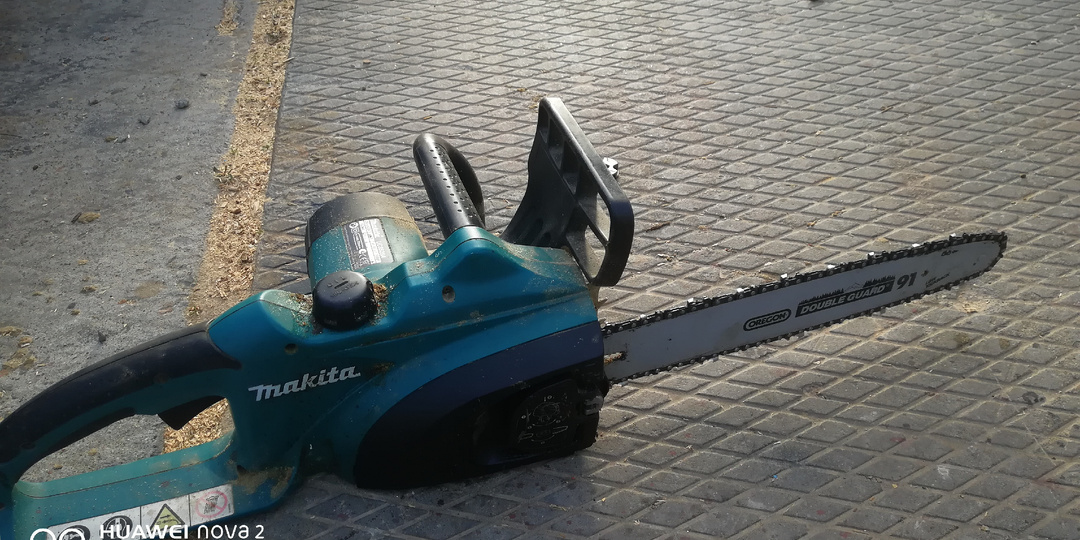 Цепная пила Makita UC3520A поломки, ремонт