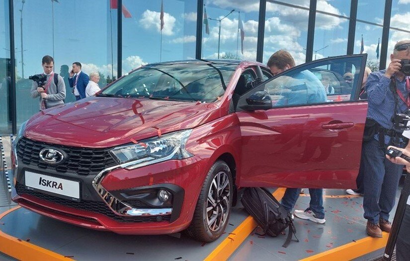 Lada Iskra на ПМЭФ
