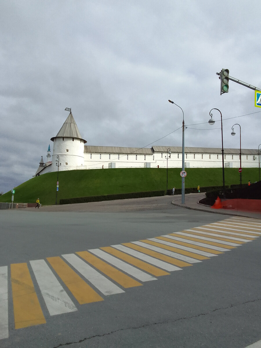 Казанский Кемль. Начало прогулки.