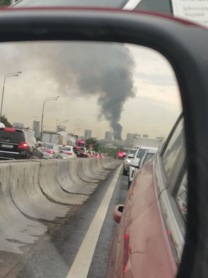    На юге Москвы произошел пожар на складе Андрей Бурков