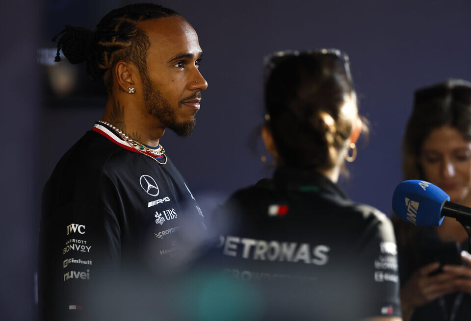    «Подиум не за горами». Льюис Хэмилтон доволен прогрессом MercedesLAT Images / Mercedes