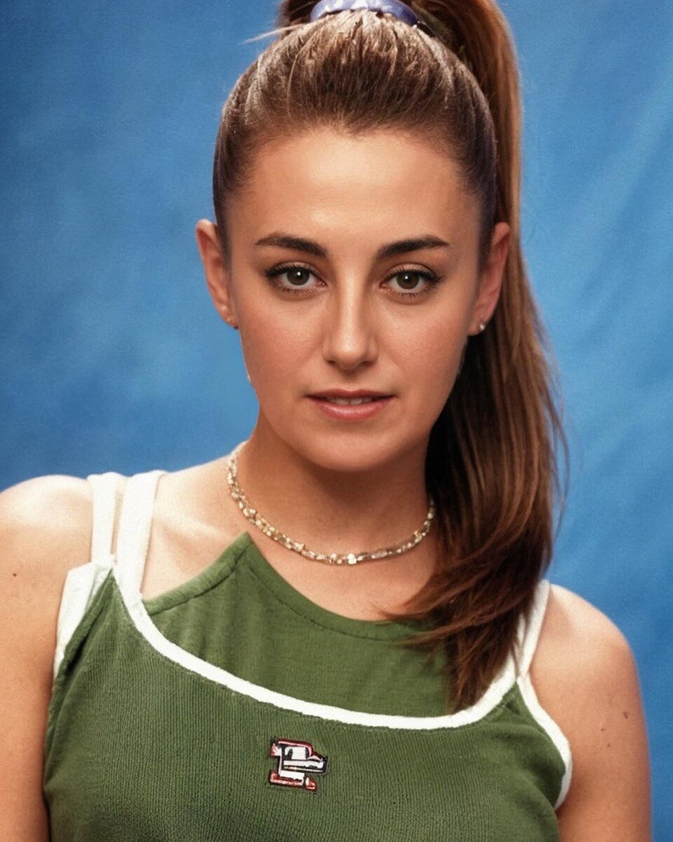 Клаудия Шейнбаум Пардо в молодости. Фото 90-х годов