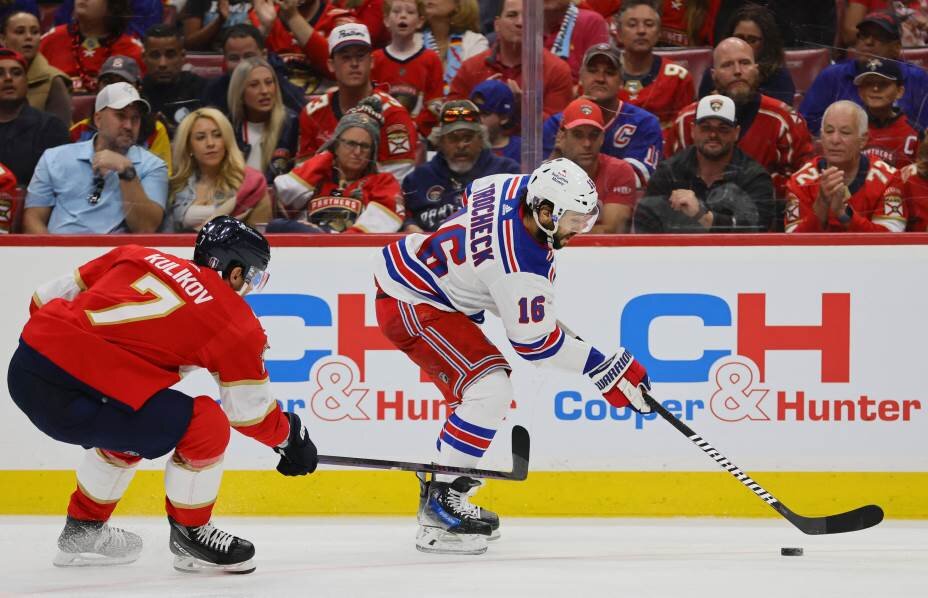    Защитник «Флориды» Дмитрий Куликов - главный русский пахарь во всей НХЛ. Фото: Reuters