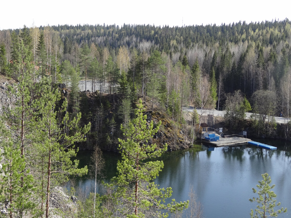 Озеро Монферрана в горном парке "Рускеала"