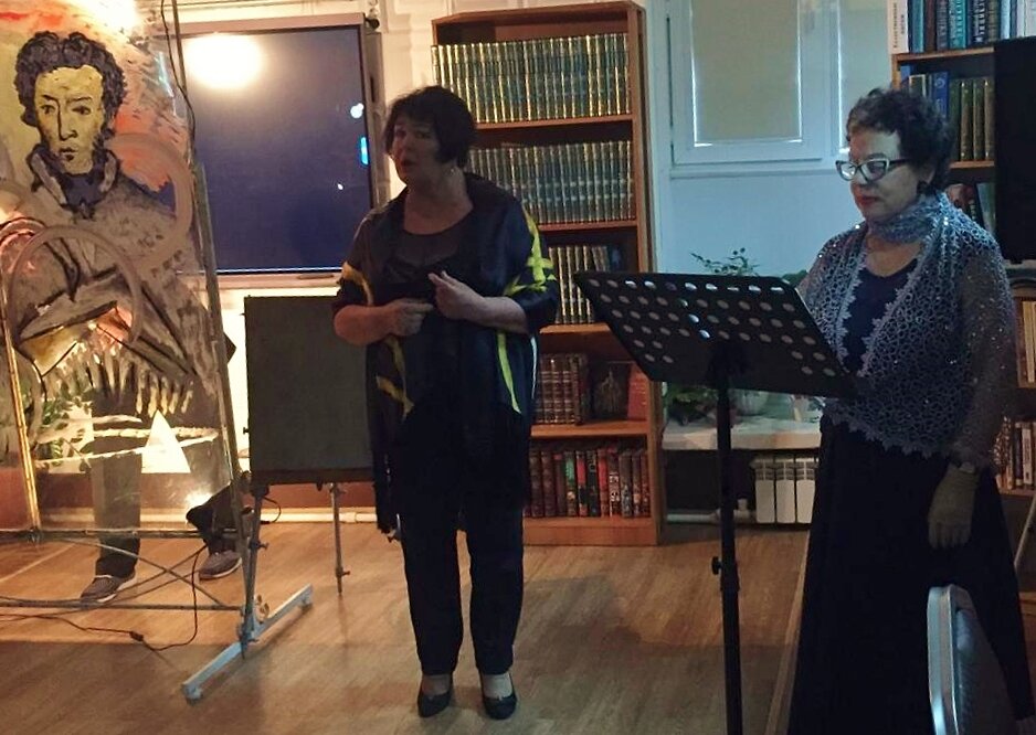 Марина Несынова и Татьяна Яковлева.