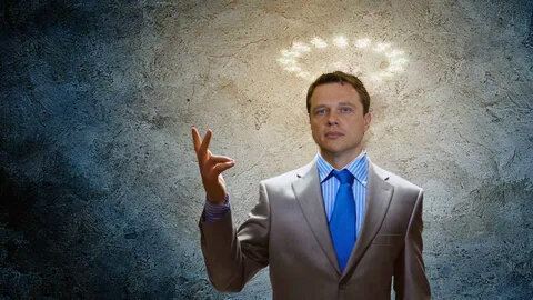 Странным образом борется с автотранспортом в Москве человек, призванный развивать транспорт.