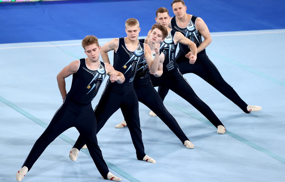    Финал чемпионата России по художественной гимнастике среди мужчин  Артем Геодакян/ ТАСС